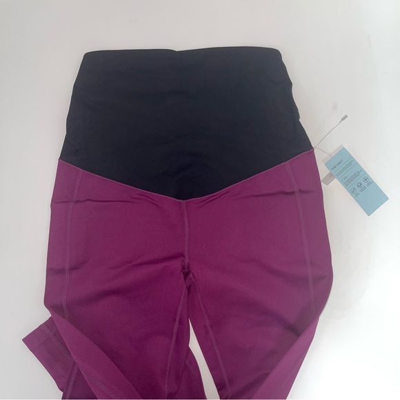 Z by Zella Daily Booty Flare Maternity Leggings In Purple Caspia Color- Reemoly - Picture 15 of 16